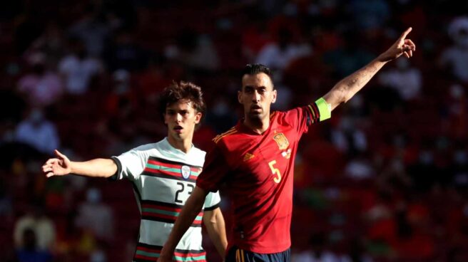 Busquets da negativo y se reincorpora a la concentración de la selección española