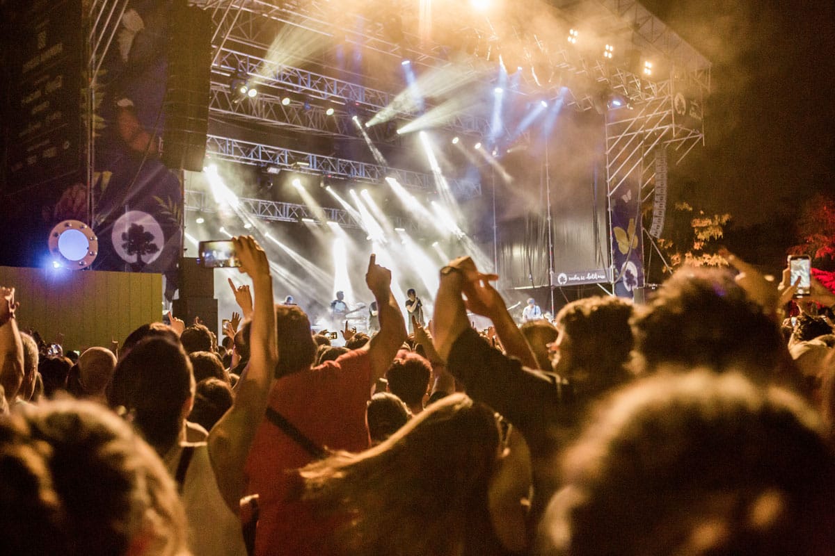 Los festivales musicales que han sobrevivido y de los que podrás disfrutar este verano
