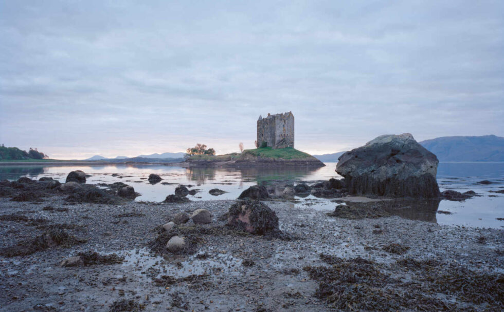 vistas de Stalker castle, Escocia.