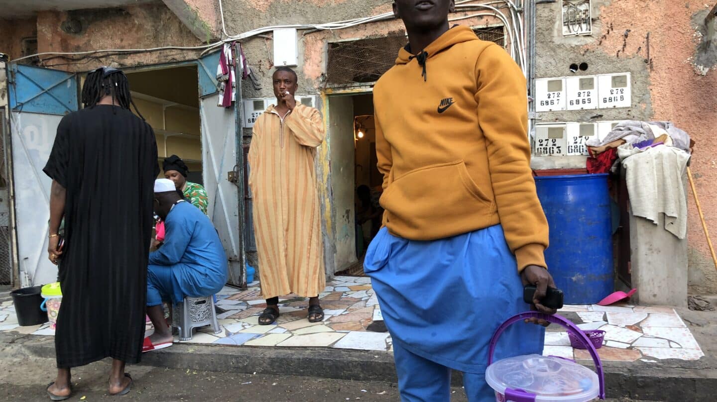 subsaharianos en la ciudad de El Aaiun, en el Sáhara Occidental ocupado por Marruecos