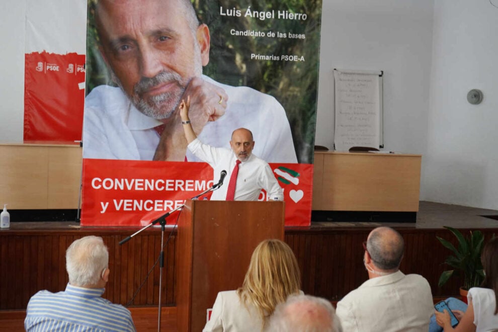 Hierro en un acto de su campaña en Villacarrillo (Jaén)