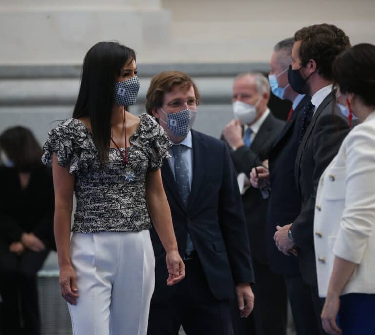 El PP se acerca a Begoña Villacís: su perfil "gusta" en Génova