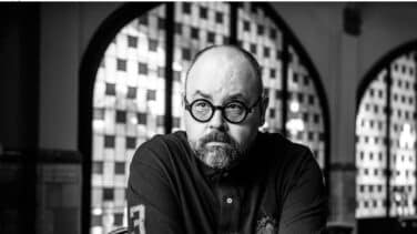 Ruiz Zafón: el dragón discreto sólo superado por Cervantes