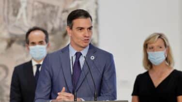 Pedro Sánchez: misa y propina