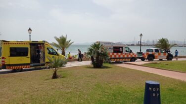 Fallece una mujer de 60 años mientras se bañaba en Los Alcázares