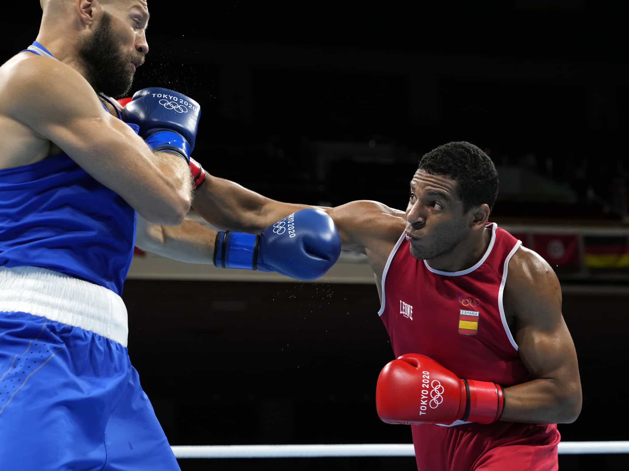 Enmanuel Reyes, durante su combate de octavos de final