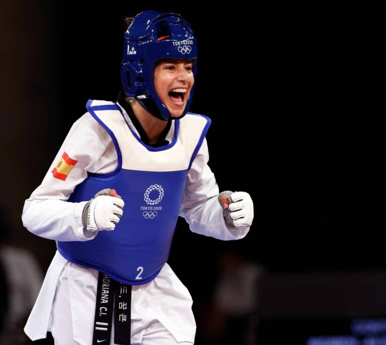 Adriana Cerezo, plata en Tokio: la niña que empezó a pegar patadas por Bruce Lee y que quiere ser bióloga