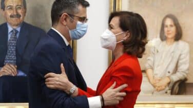 La caída de Calvo retrasa la ley de Memoria Democrática, que pasa a controlar Bolaños