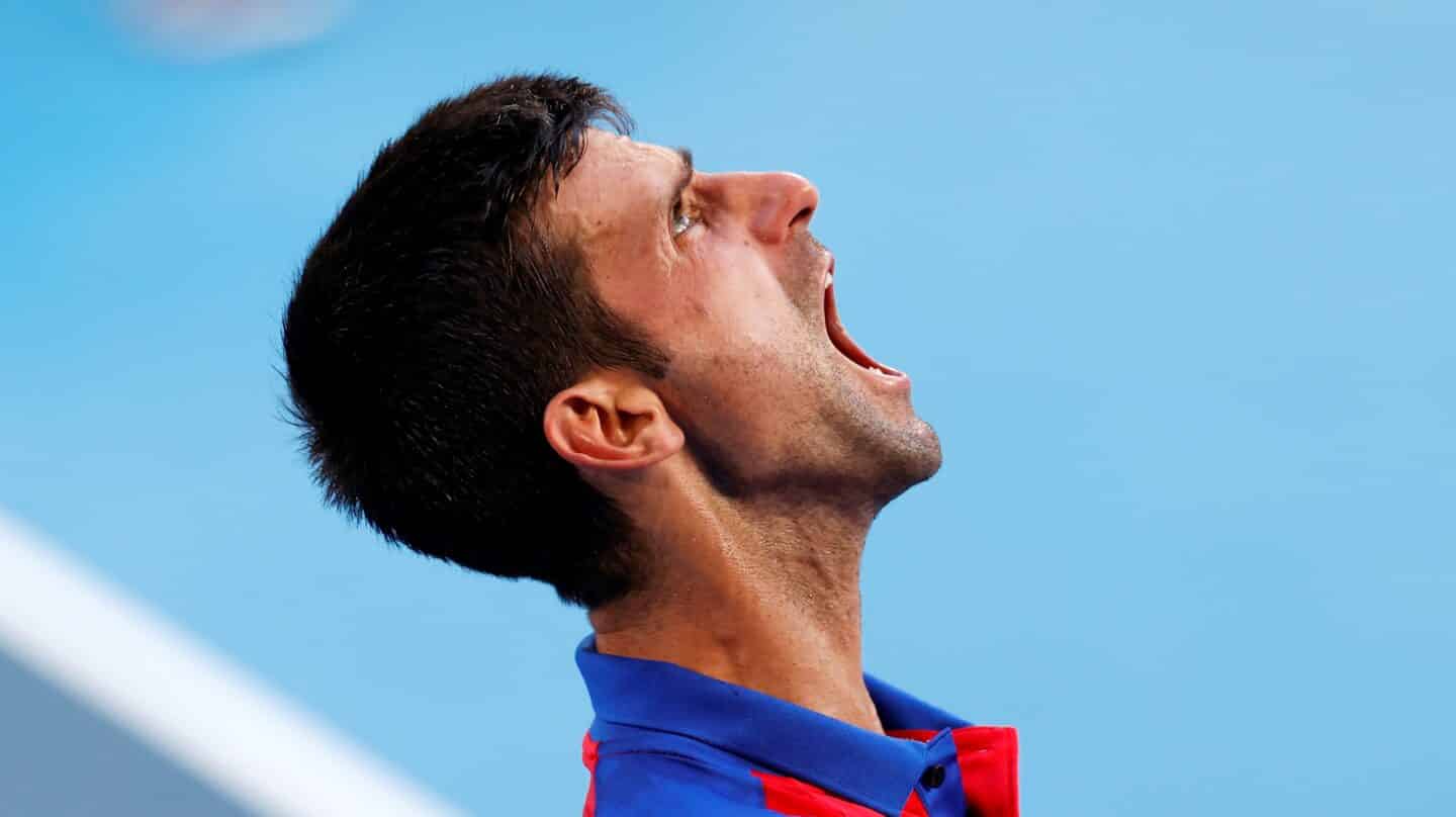 La frustración de Djokovic en Tokio 2020