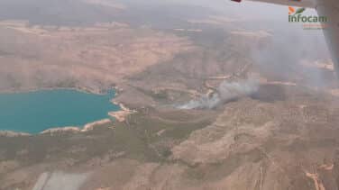 Declarado el nivel 2 de alerta en el incendio de Liétor (Albacete)