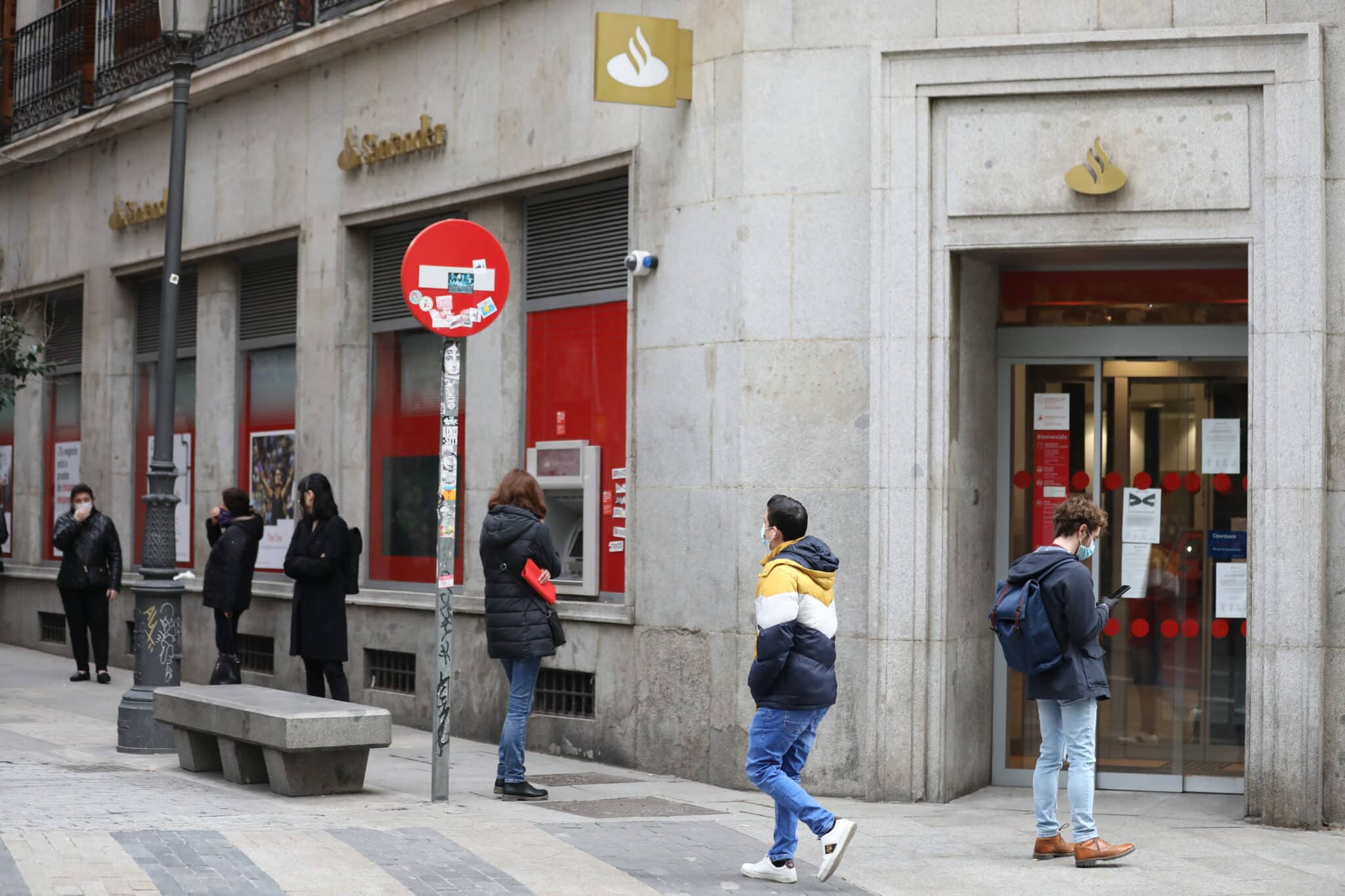 Banco Santander completa su ERE con la salida de 3.572 empleados