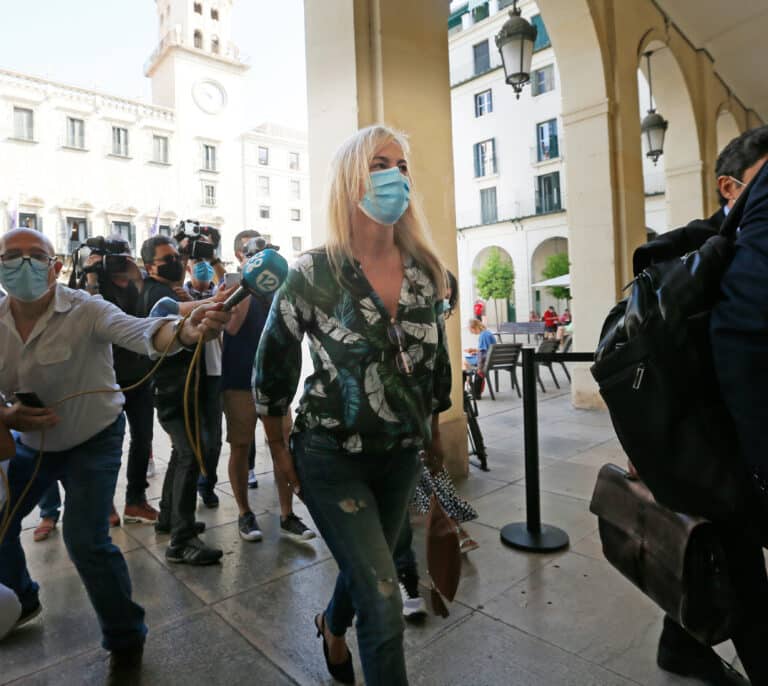 Absuelta la ex alcaldesa del PP de Alicante Sonia Castedo acusada de corrupción