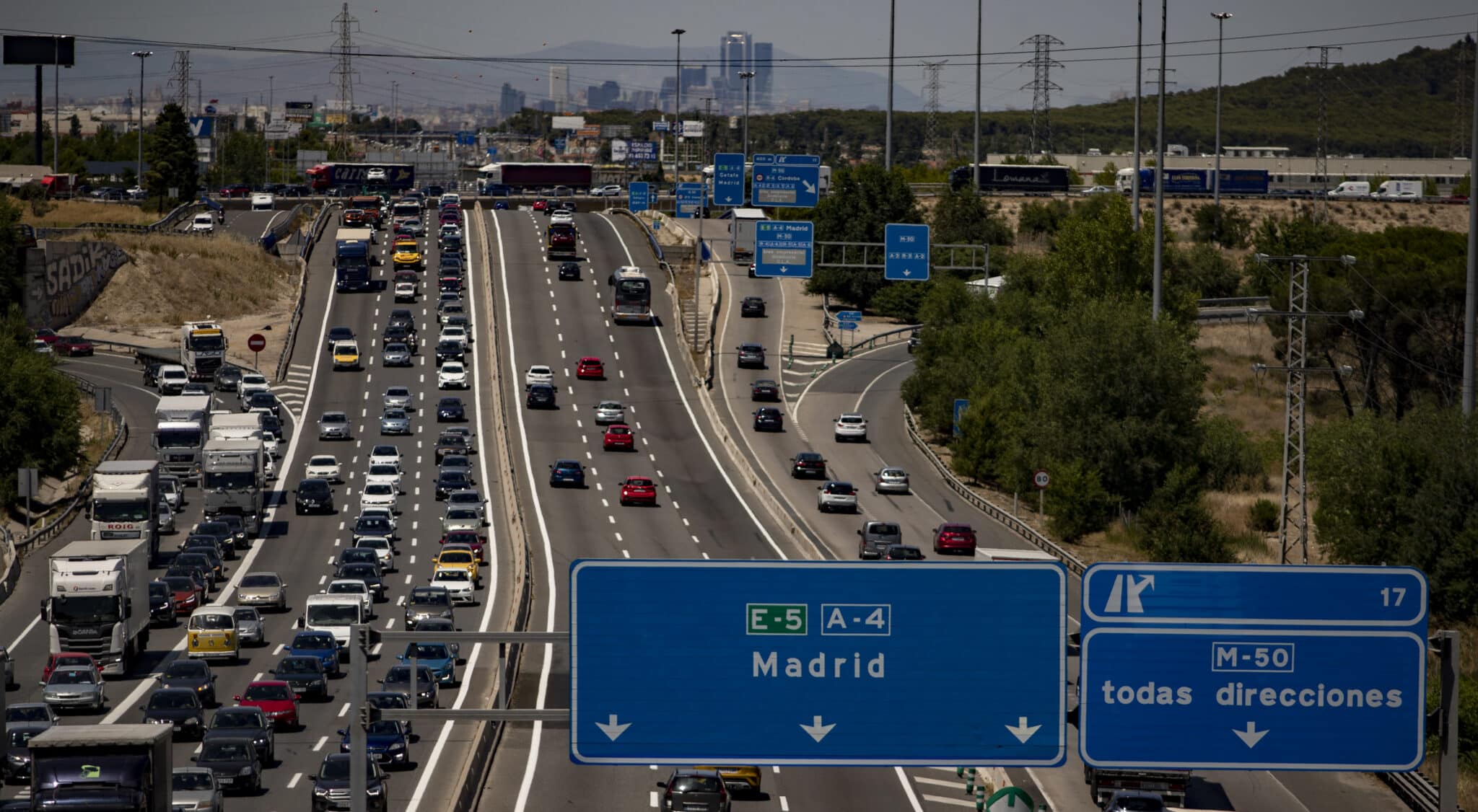 Varios accidentes y retenciones  marcan la segunda 'Operación salida' del verano