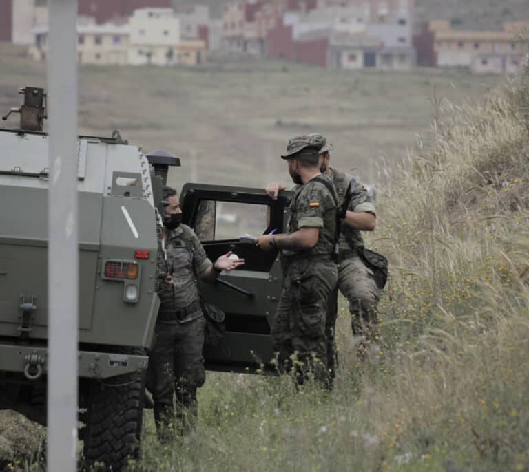 Seis meses de prisión para dos militares que plantearon una violación "en plan manada"