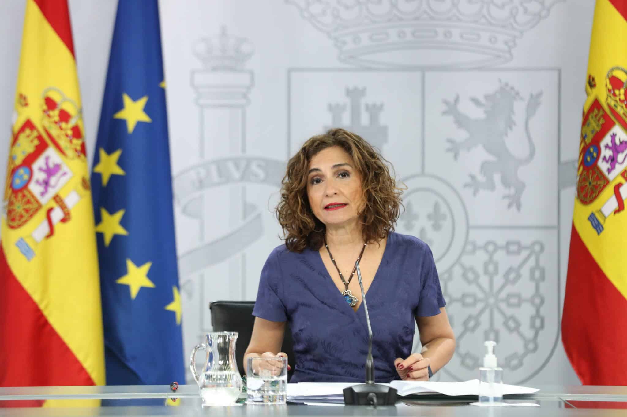 La ministra portavoz y de Hacienda, María Jesús Montero, comparece en rueda de prensa posterior al Consejo de Ministros extraordinario en Moncloa
