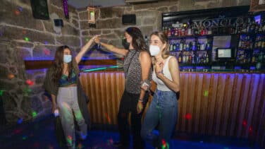 Cantabria cierra el ocio nocturno en 16 municipios desde esta noche