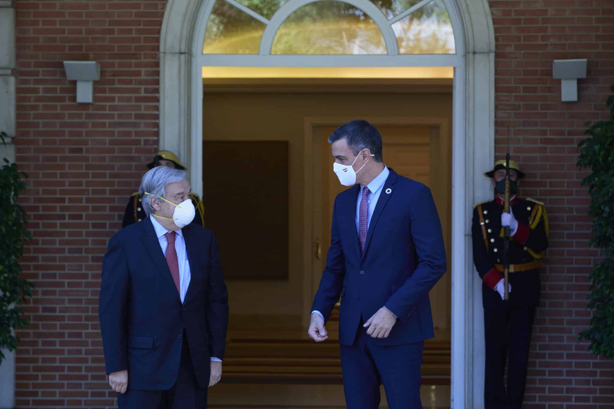 Pedro Sánchez junto a Antonio Guterres