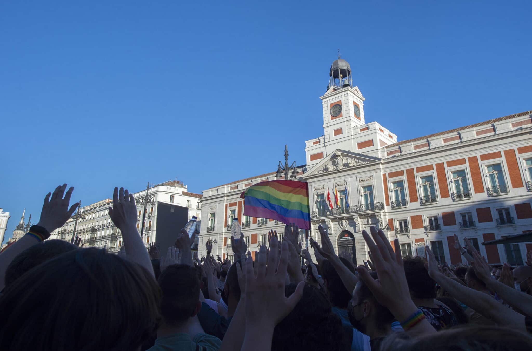 Cientos de personas durante una manifestación para condenar el asesinato de un joven de 24 años el pasado sábado en A Coruña debido a una paliza.