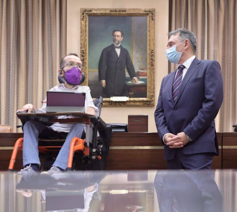 Echenique augura "negociaciones difíciles" con Podemos tras la remodelación del Ejecutivo