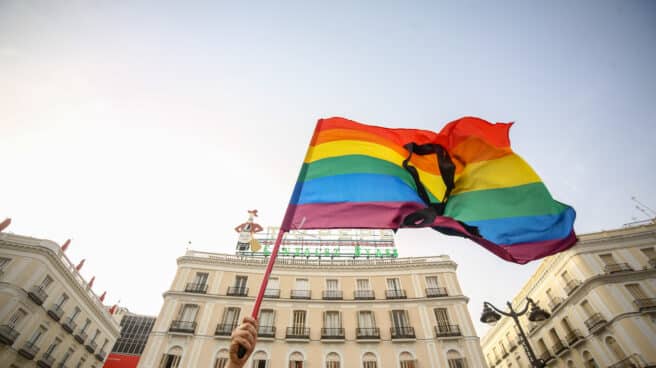 Concentración contra agresiones LGTBfóbicas en la Puerta del Sol