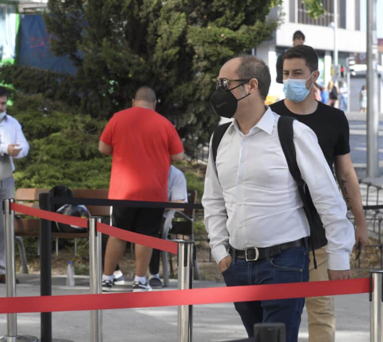 El tesorero y la gerente de Podemos también defienden que la asesora de Montero no fue niñera de su hija