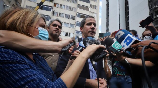 Juan Guaidó sufre un intento de arresto por el régimen chavista Juan Guaidó, presidente encargado de Venezuela, a salvo tras un intento de arresto