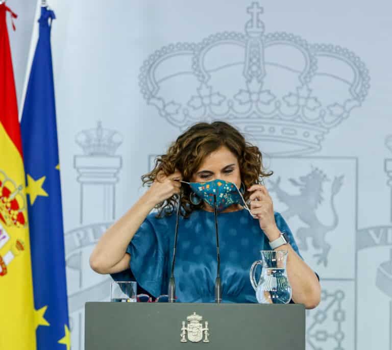 Los ayuntamientos deben 979 millones a proveedores desde hace 70 días, el doble del límite legal