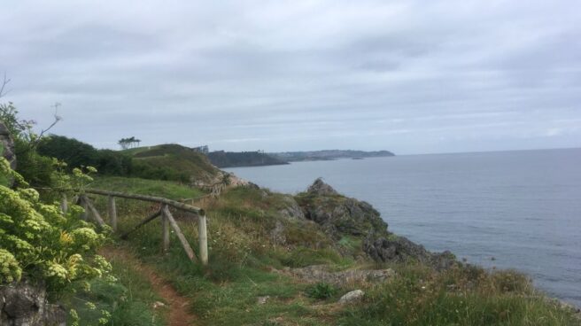 La costa cantábrica a la altura de Candás, en Asturias