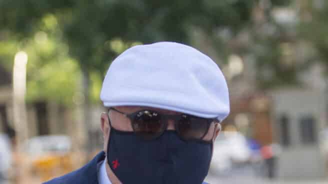 José Luis Villarejo, el comisario que tuvo conversaciones con CaixaBank y Repsol Villarejo acude a declarar por la 'Kitchen' tras apuntar que Rajoy conocía el presunto espionaje a Bárcenas.