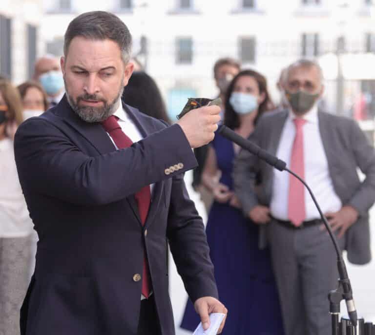 Abascal señala al PP tras ser declarado persona non grata en Ceuta