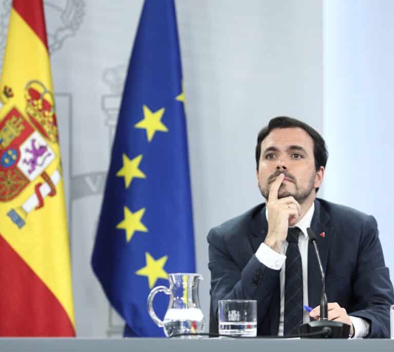 Los ganaderos se sublevan contra Garzón por su campaña para reducir el consumo de carne