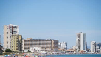 Trasladan al hospital a un joven en parada cardiorespiratoria tras sufrir un ahogamiento en La Manga del Mar Menor