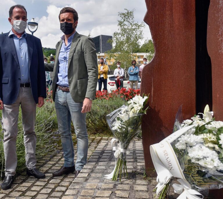 El PP reitera que prohibirá los 'Ongi etorri': "Son una vergüenza"