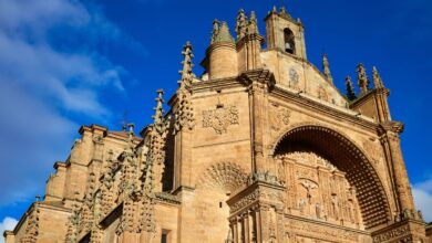 El Convento de San Esteban, la joya de los dominicos que acogerá la Conferencia de presidentes