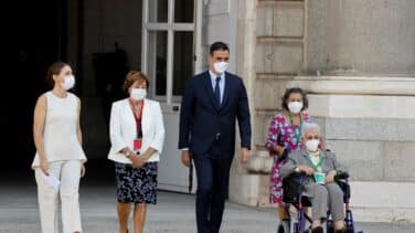 Araceli Hidalgo, la primera vacunada, pide a los jóvenes que respeten la pandemia