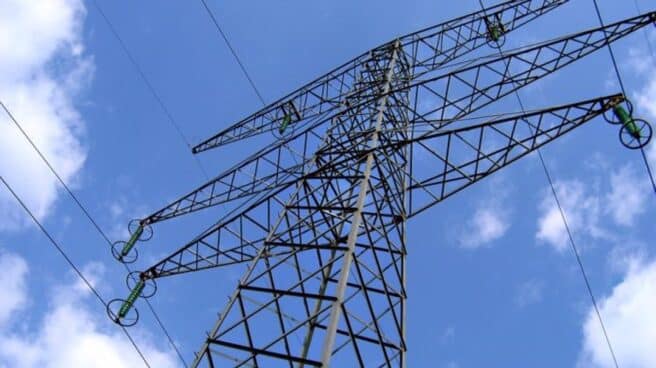 Torre de electricidad en España