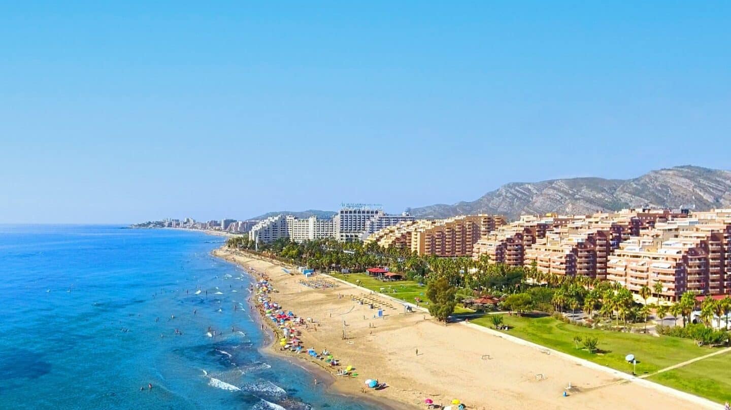 Fotografía aérea de la playa de Marina d´Or