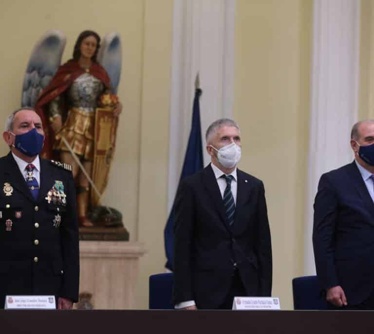 Un juez anula las medallas pensionadas a tres mandos policiales por no justificarse los méritos