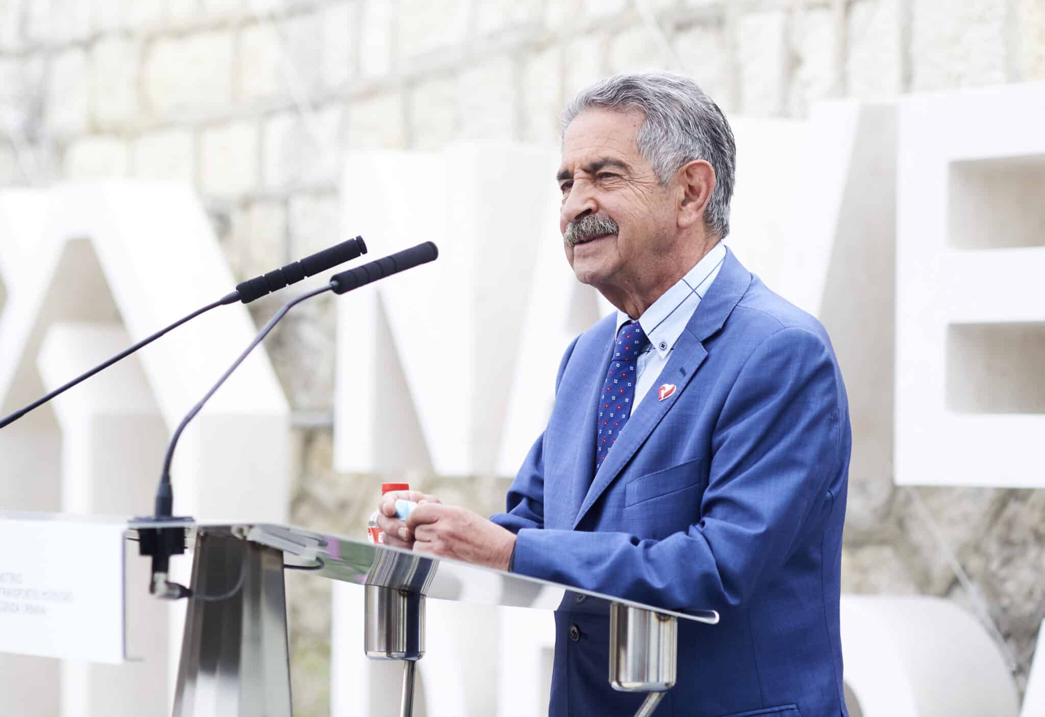 El presidente de Cantabria, Miguel Ángel Revilla, en un acto en Santander.