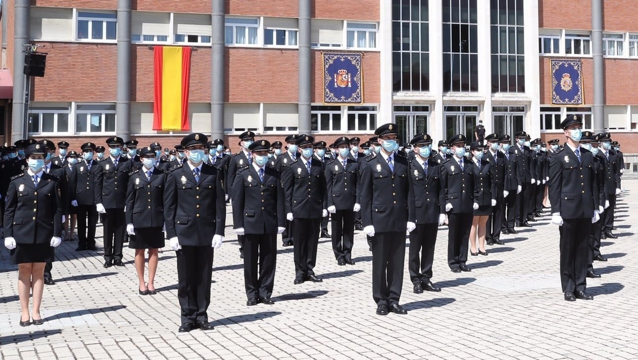 Acto de jura de una de las últimas promociones de la Escala Básica de la Policía Nacional en el Complejo Policial de Canillas, en Madrid.