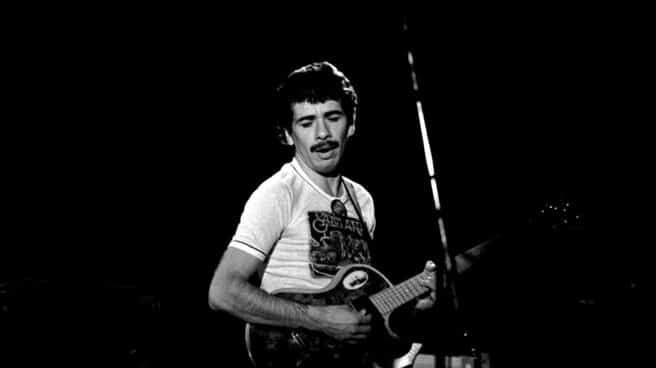 Carlos Santana, en un concierto en Hamburgo en 1973. Carlos Santana, en un concierto en Hamburgo en 1973.