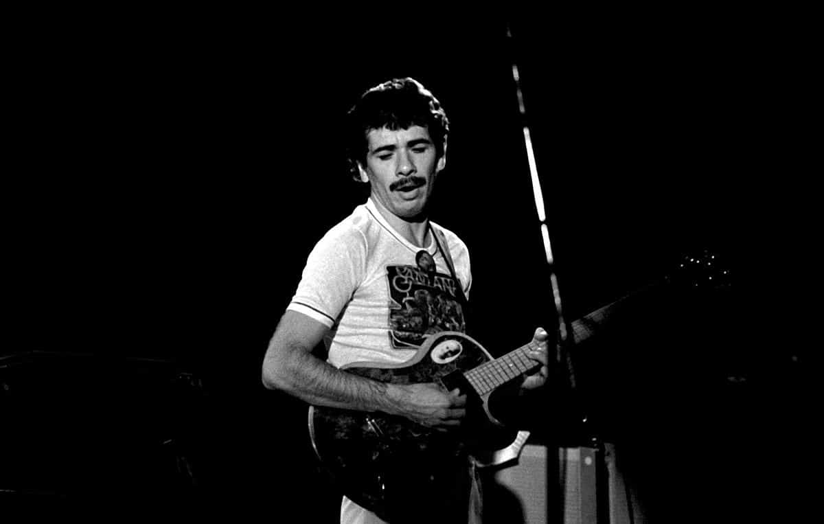 Carlos Santana, en un concierto en Hamburgo en 1973.