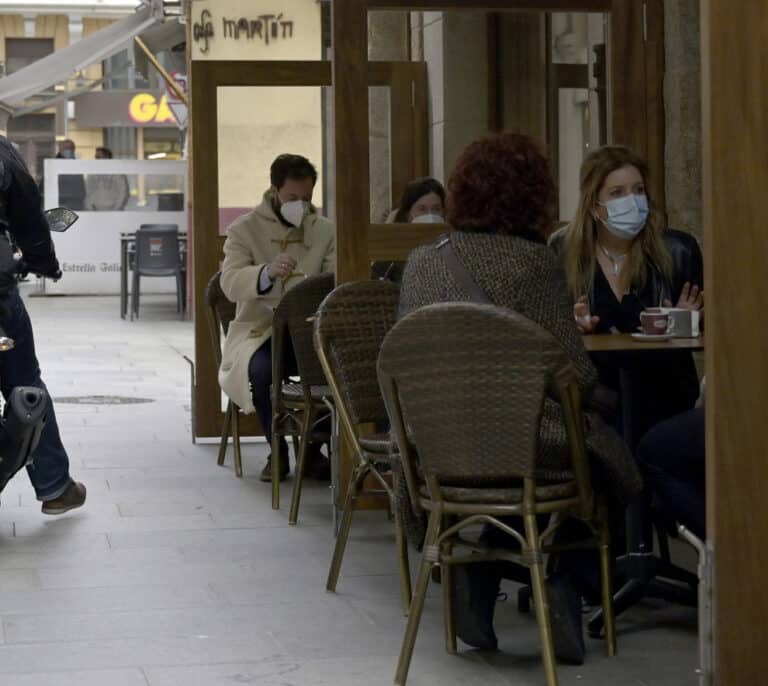 La Justicia autoriza el nivel 2 en Extremadura y limita las reuniones a 6 personas