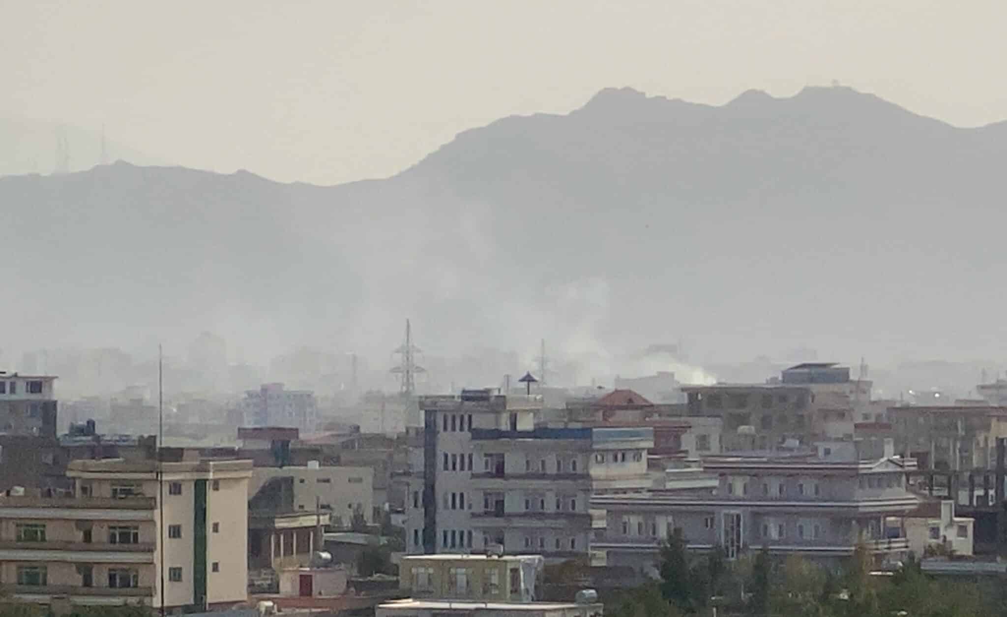 EEUU lanza un ataque para neutralizar una amenaza "inminente" en el aeropuerto de Kabul