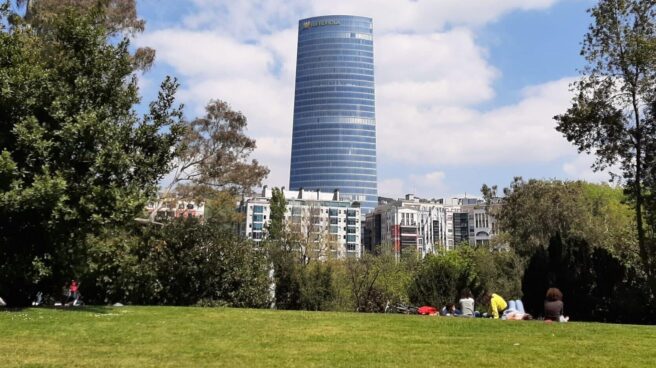 La 'Torre Iberdrola', el edificio más alto de Euskadi, con 41 plantas y 165 metros de altura.