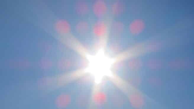 Imagen de la atmósfera, que debe reducir sus emisiones de CO2 Imagen del sol