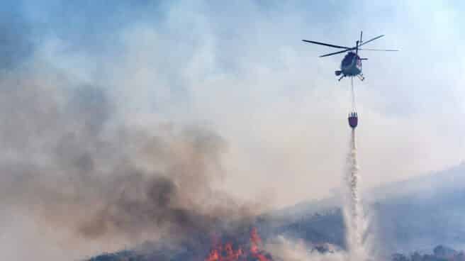 Incendio en la N-502 a la altura de Ávila