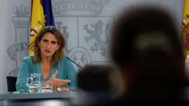 Teresa Ribera culpa a los mercados internacionales del precio de la luz: "Podemos intentar convencer a Putin"