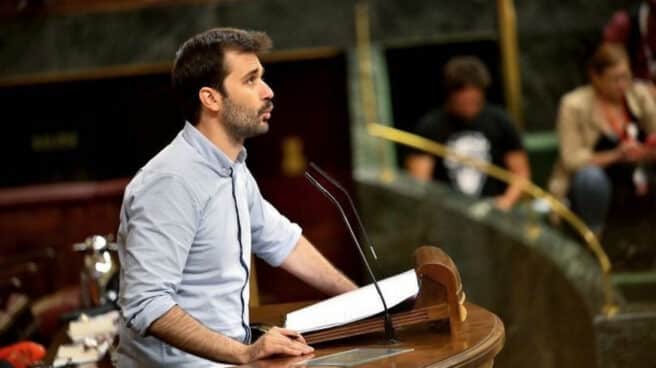 El secretario primero de la Mesa del Congreso y secretario de Educación de la dirección estatal de Podemos, Javier Sánchez Serna
