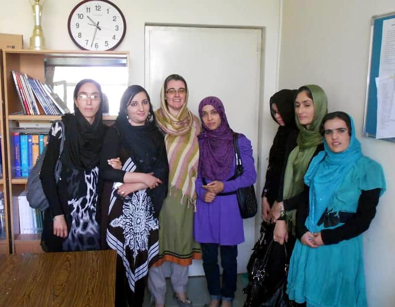 "Si los talibanes me localizan, me matan por trabajar con los españoles"